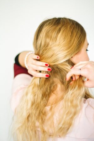 How to Perfect Wavy Hair