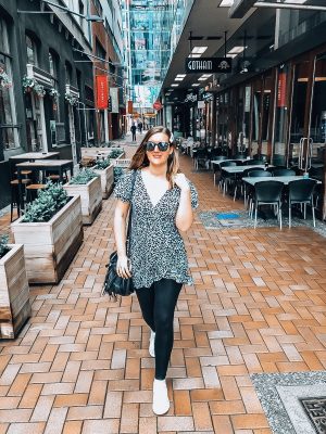 What to Wear in Between Seasons