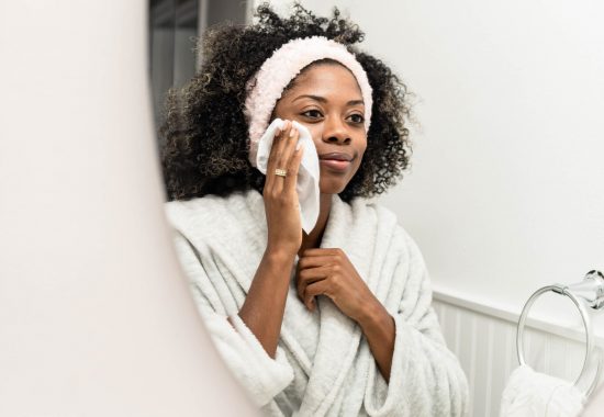 How to Give Yourself a Facial At Home