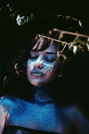 Nineties SS22 Beauty Trends
