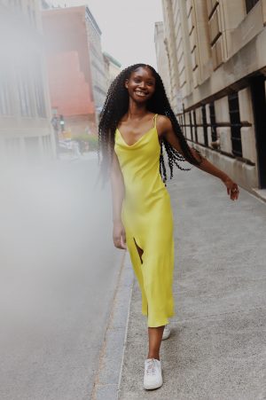Best Quality Fabrics for Clothes in Hot Weather