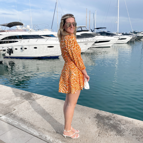 What is Dopamine Dressing? And How to Wear the Trend