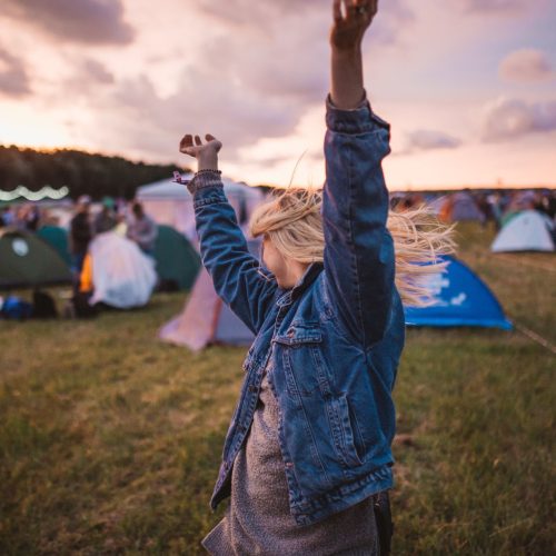 What to Pack for a Festival: The Ultimate List!