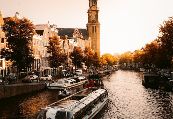 Amsterdam Travel Guide