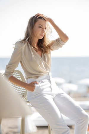 Neutral Chic Outfits