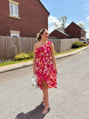 Summer Wedding Abroad Outfit
